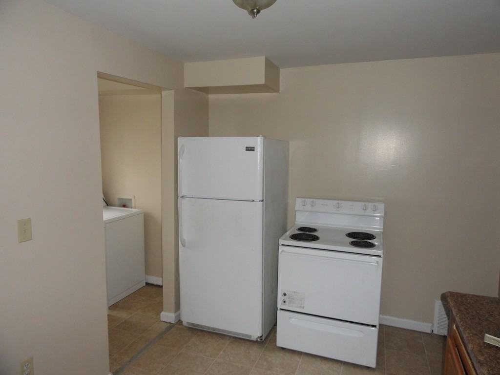 1219 N Rural St - Photo 3 of 6