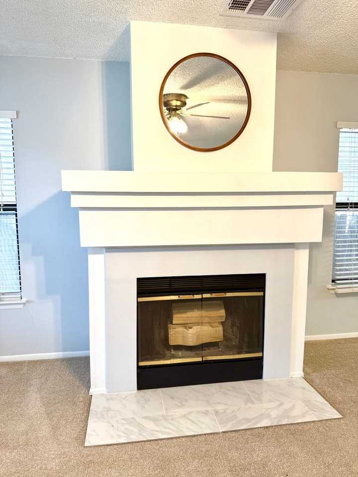 1013 Abercorn - Photo 7 of 38