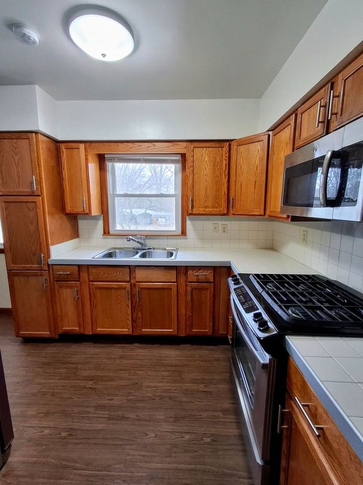 126 Homecrest Rd - Photo 3 of 23