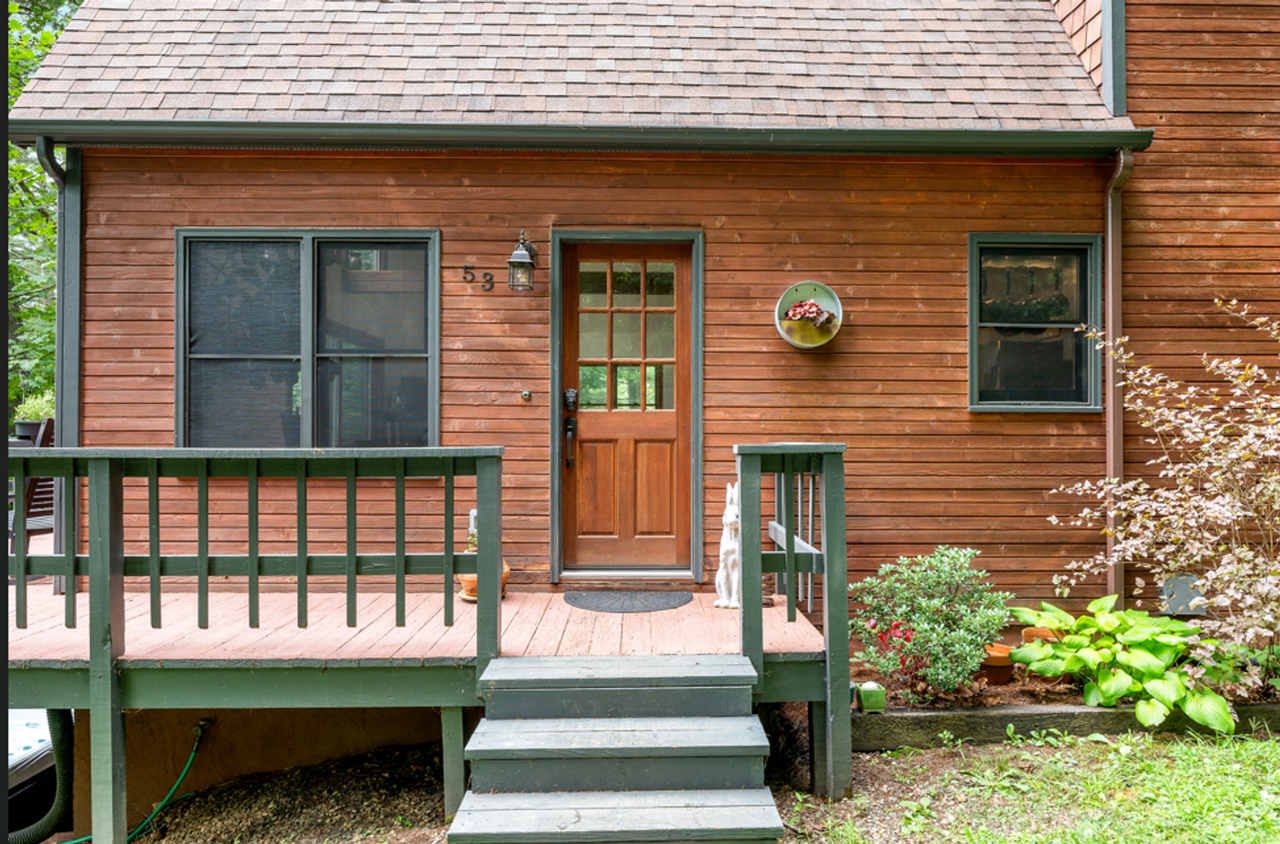 53 Pug Run - Photo 3 of 19