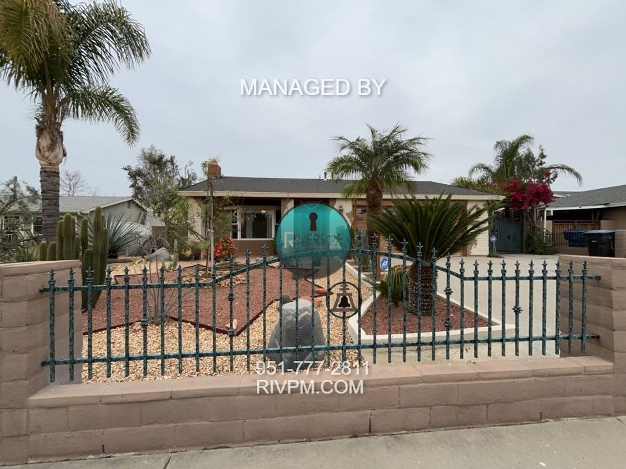 9579 Lincoln Ave - Photo 2 of 38