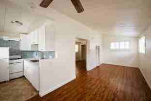 Knox: Garnet - Photo 1 of 1