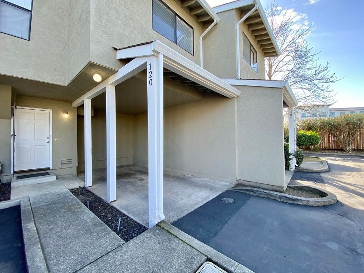 120 Adobe Ln - Photo 2 of 21