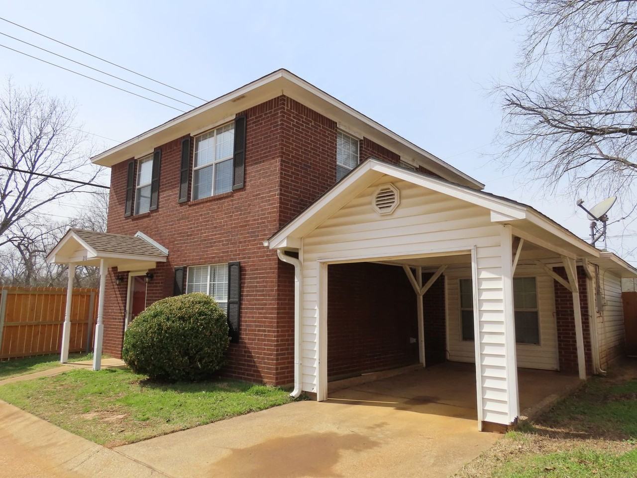 210 Summerset Ct - Photo 2 of 23