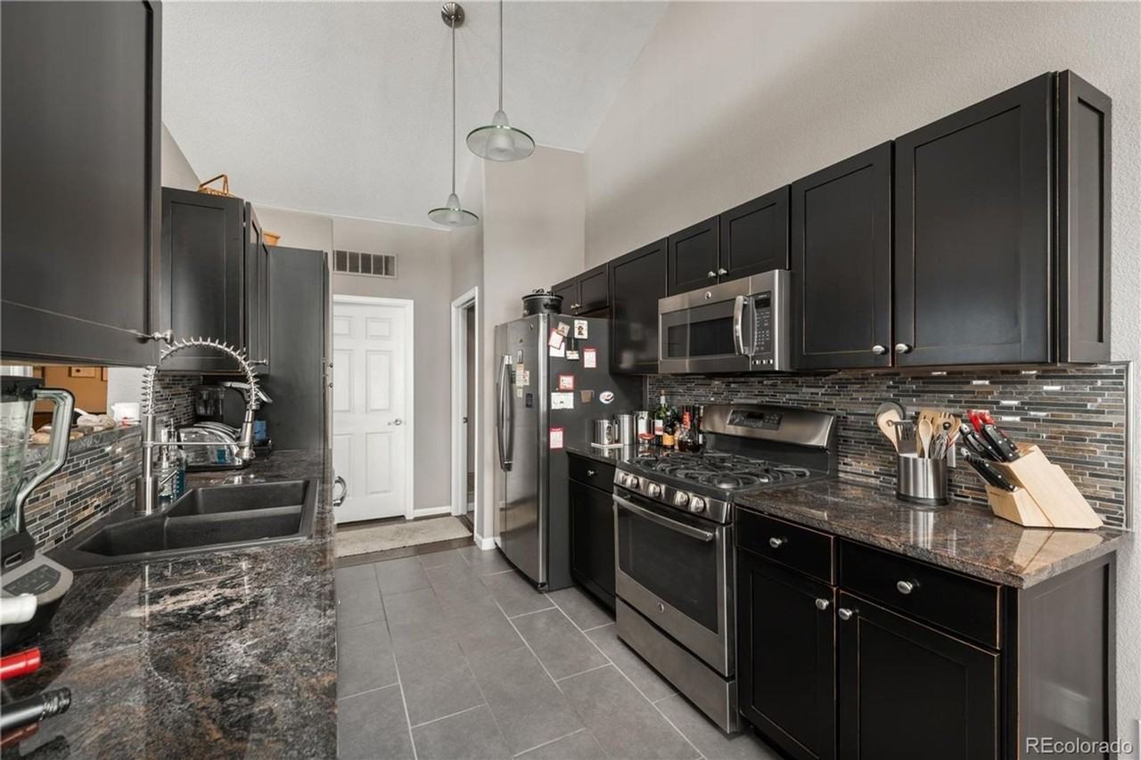 22685 E Ontario Dr #203 - Photo 4 of 28