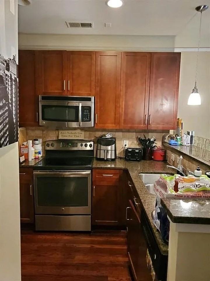 216 Semel Cir Nw - Photo 5 of 8