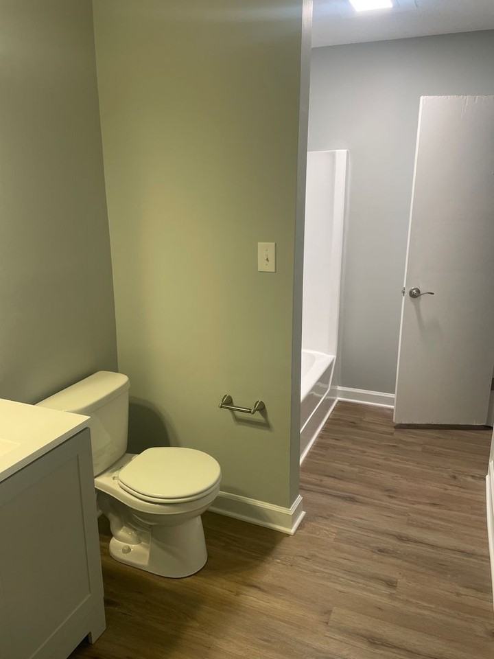 1009 Fenimore St - Photo 6 of 10