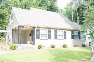 featured image of 453 Scott St