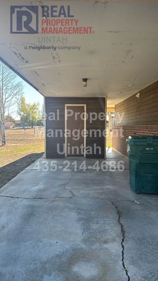 2183 W 700 S - Photo 2 of 21