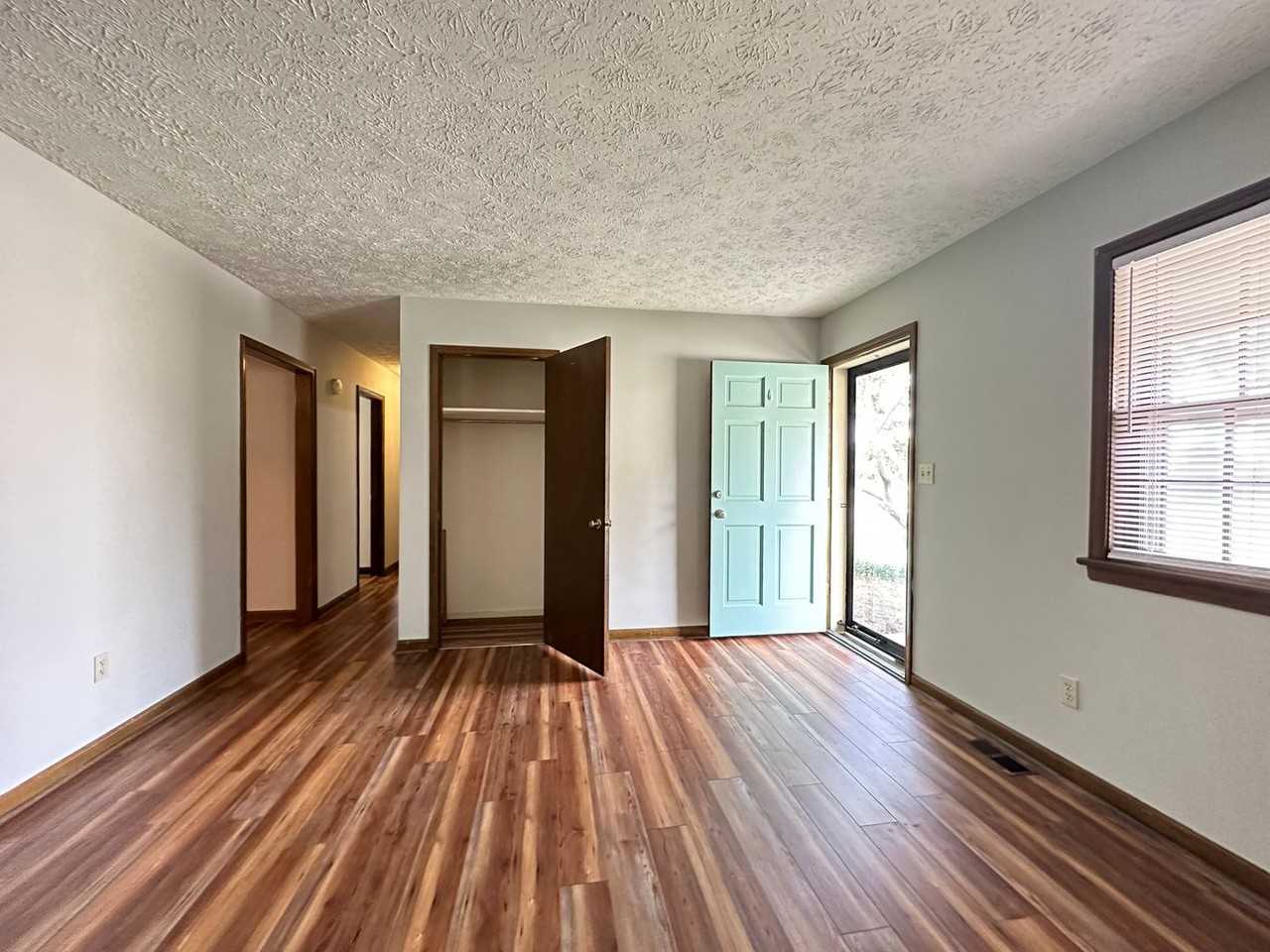 3370 Spangler Dr - Photo 4 of 33