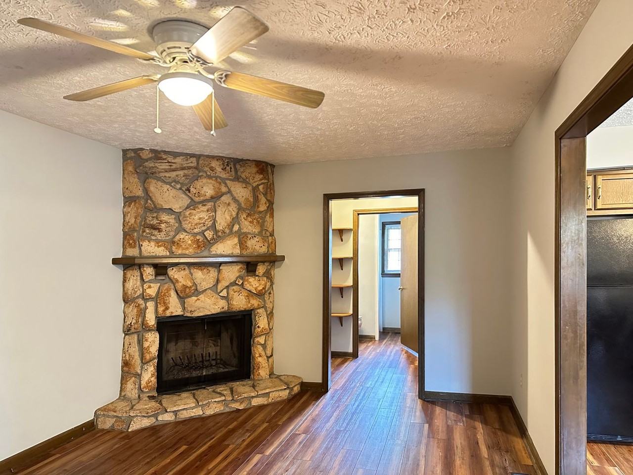 3370 Spangler Dr - Photo 7 of 33