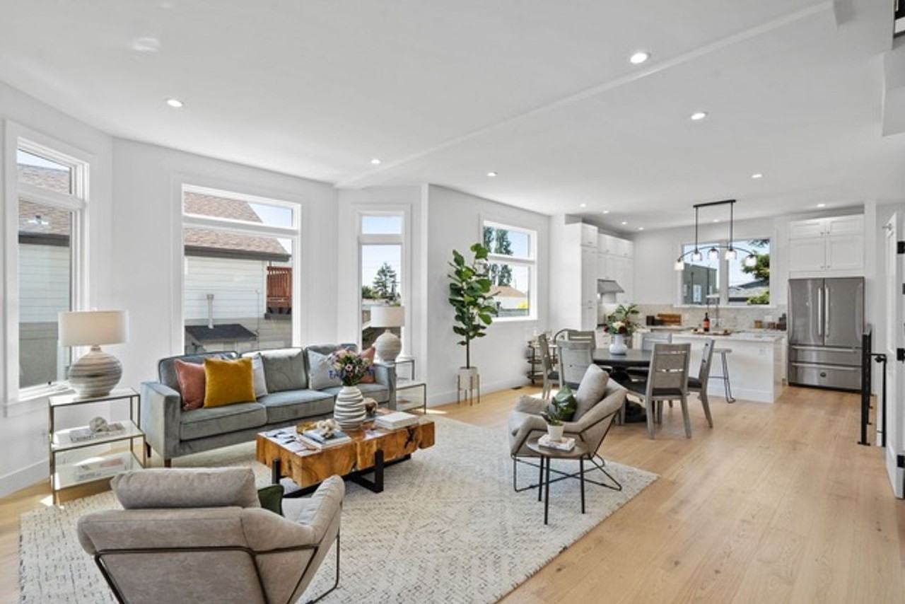 984 57th St - Photo 3 of 30