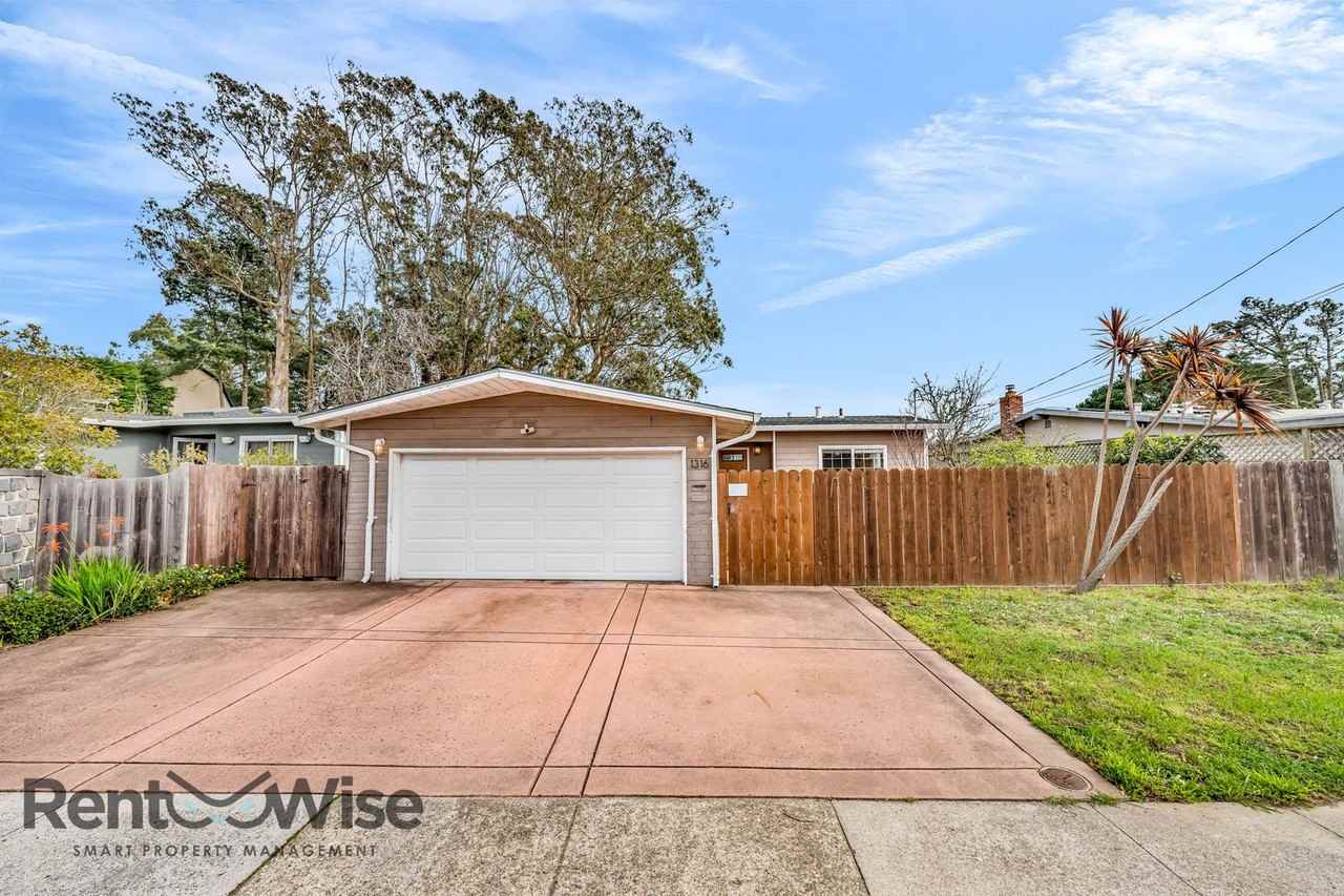 1316 Crespi Dr - Photo 2 of 48