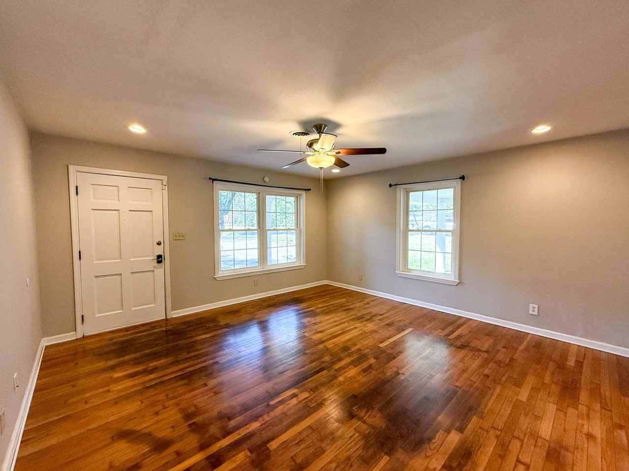 156 Mango St - Photo 2 of 25