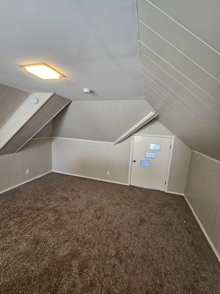 4943 N 24th Pl - Photo 5 of 9
