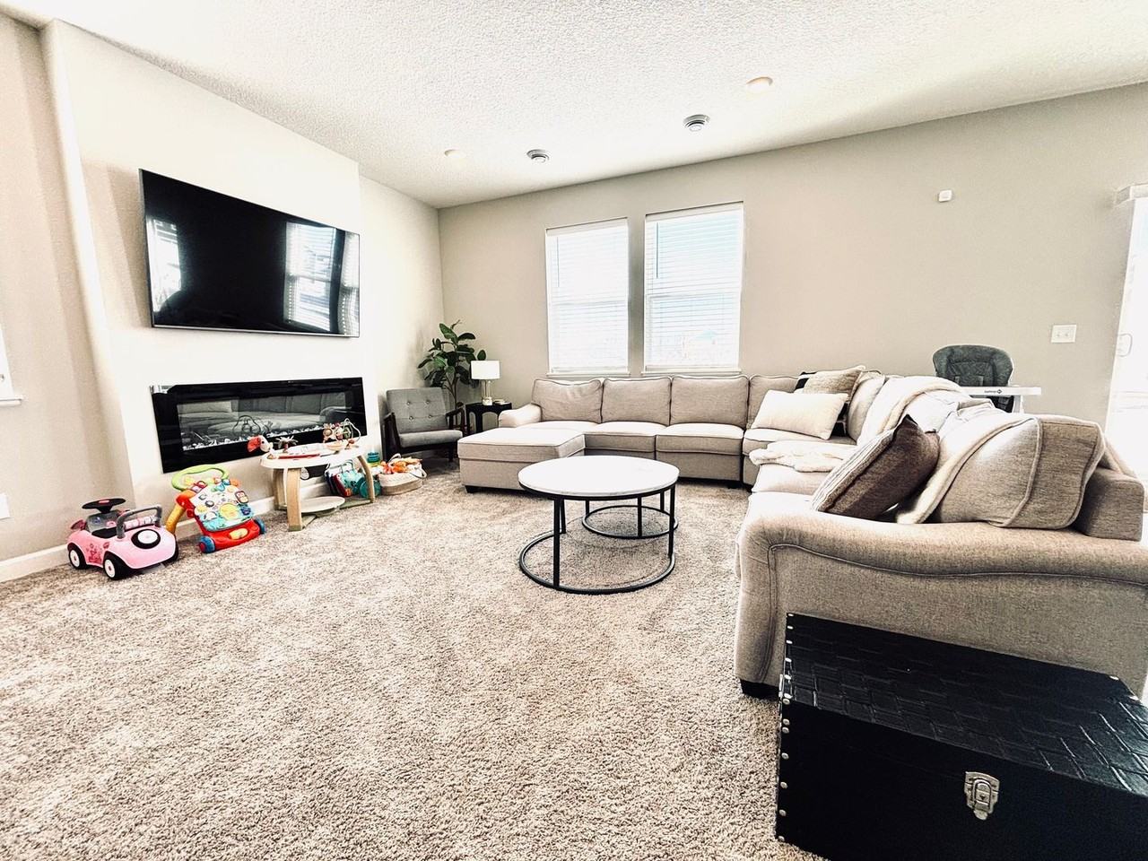 7368 183rd St W - Photo 3 of 29