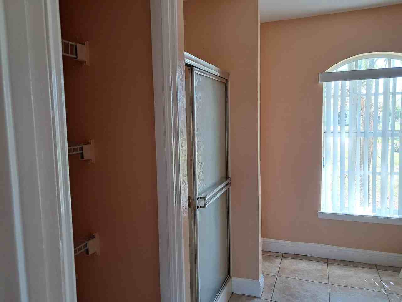 4914 Bywood St - Photo 5 of 13