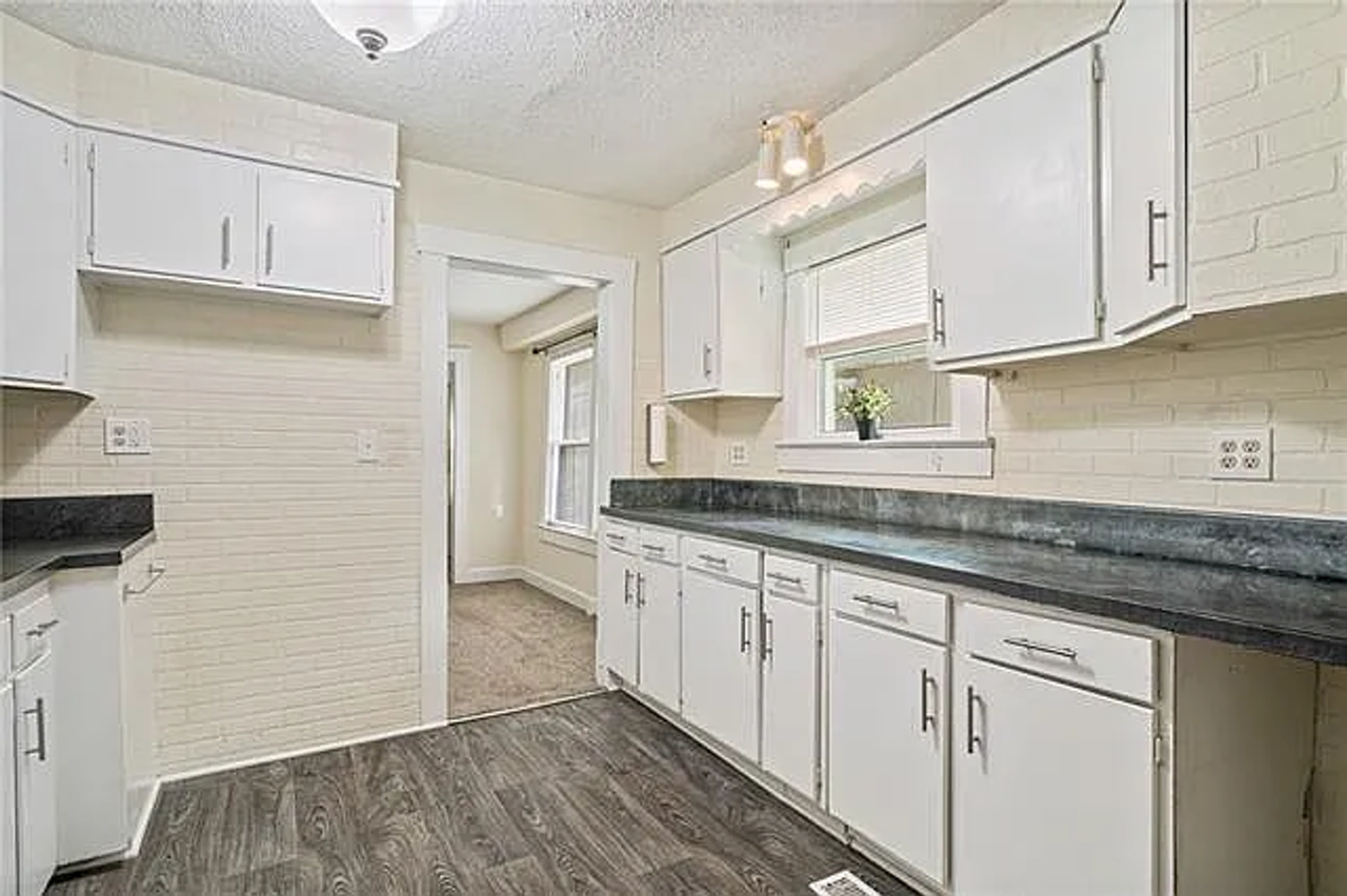 216 N Wheeling Ave - Photo 5 of 23