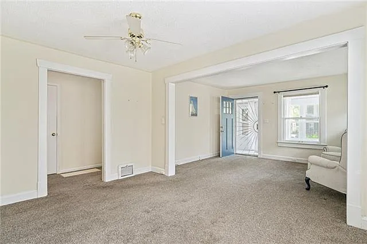 216 N Wheeling Ave - Photo 6 of 23