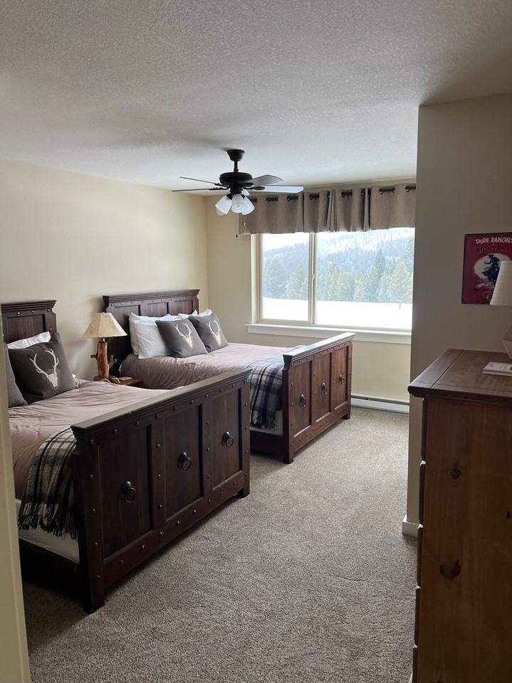 98 Candlelight Meadow Dr - Photo 3 of 9