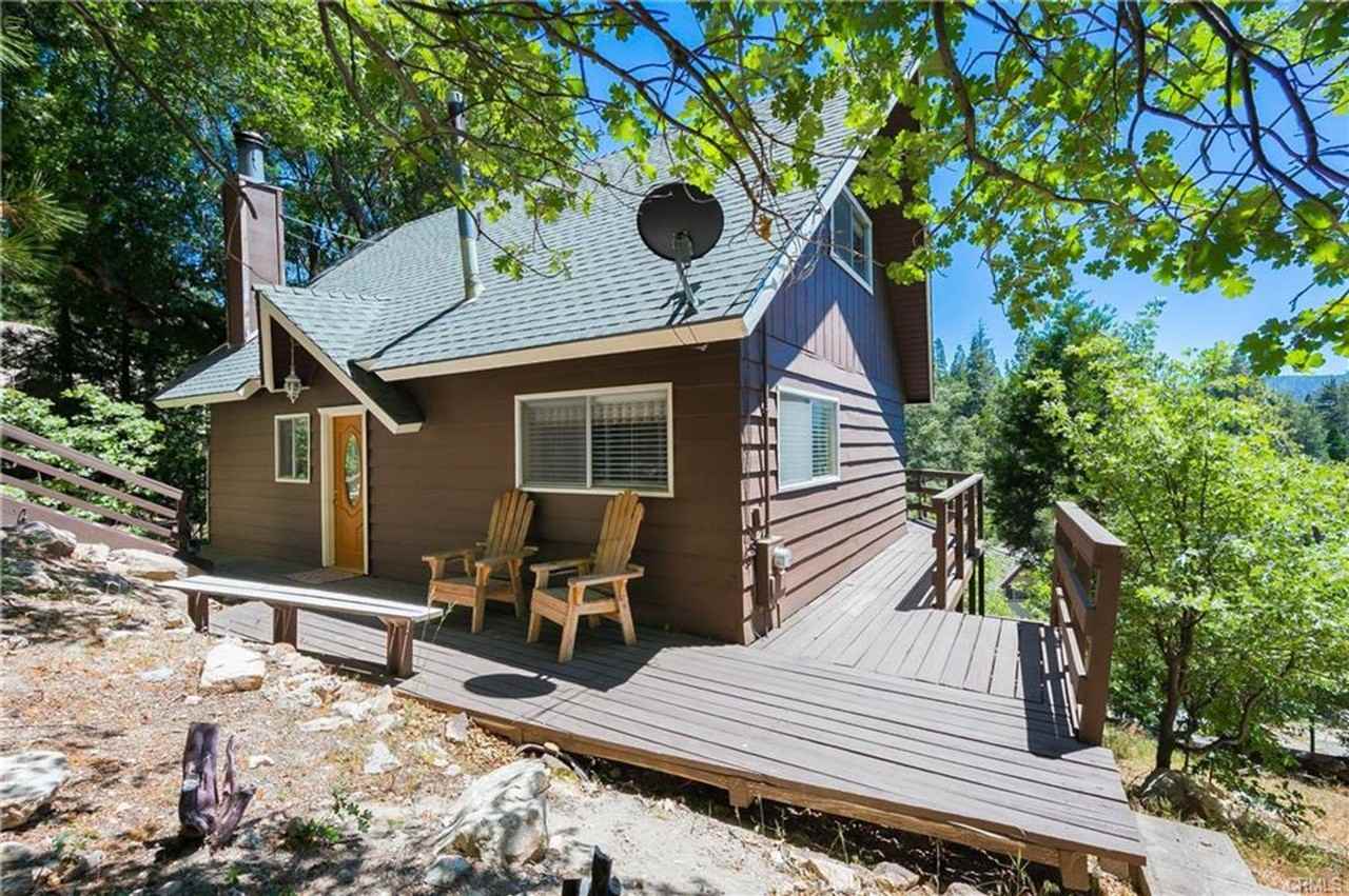 676 Grass Valley Rd - Photo 4 of 35