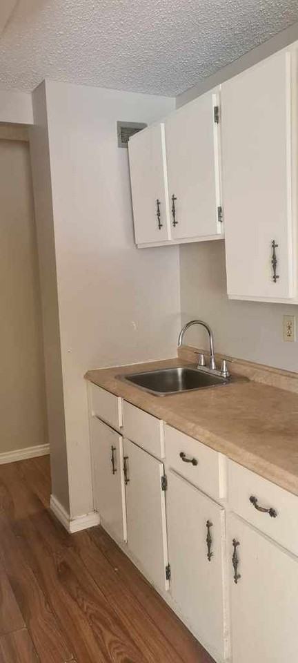 31 Centennial St #11 - Photo 5 of 9