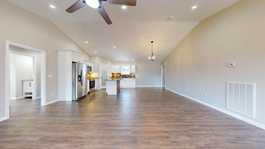 2250 107 Cutoff - Photo 3 of 25