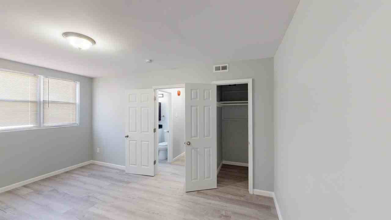 910 Gateway Blvd #A7 - Photo 7 of 10