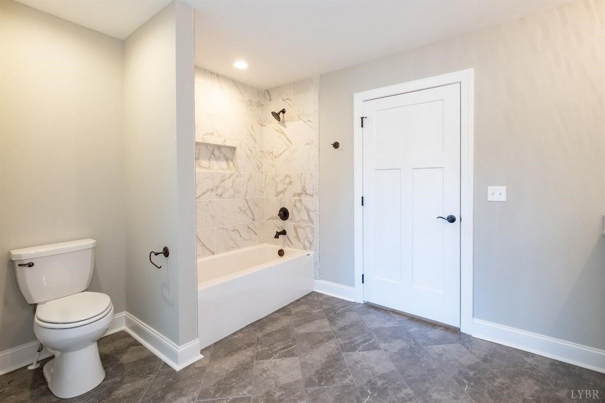 1625 Helmsdale Dr #1 - Photo 5 of 8