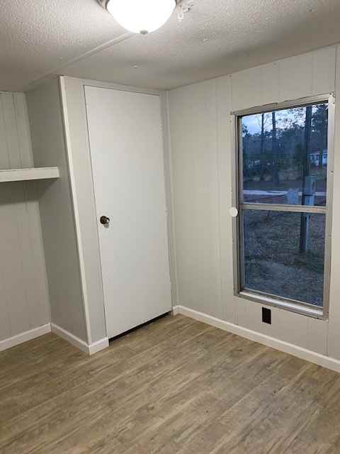 13515B Bayou Pines Dr - Photo 2 of 8