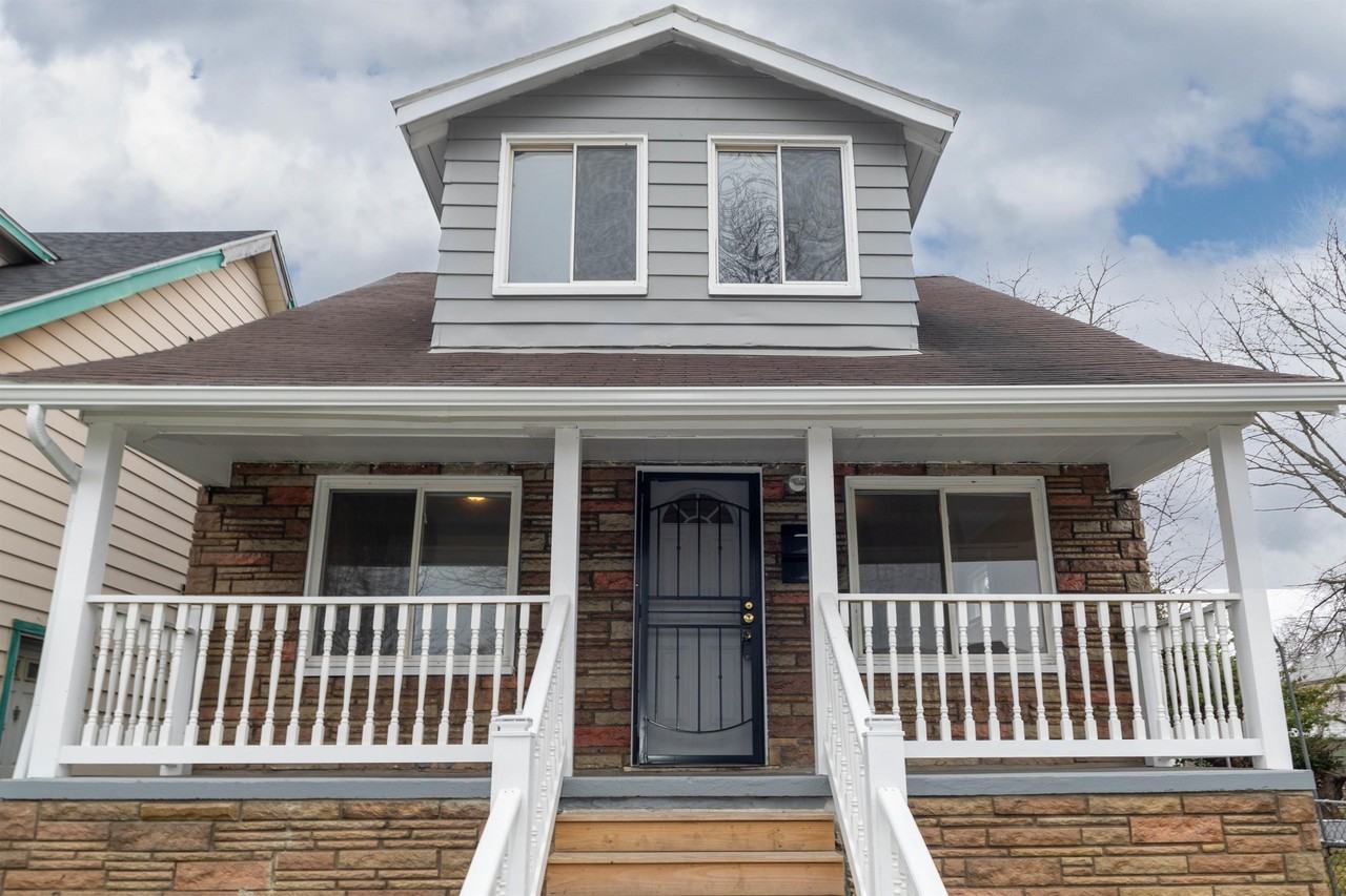 88 Hill St #2 - Photo 4 of 12