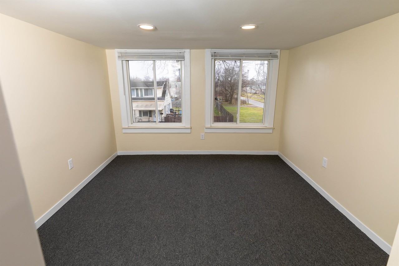 88 Hill St #2 - Photo 2 of 12