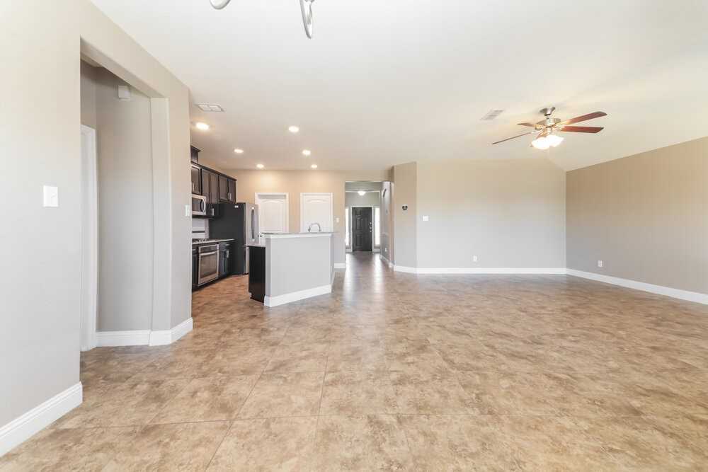 709 Bird Creek Dr - Photo 7 of 16