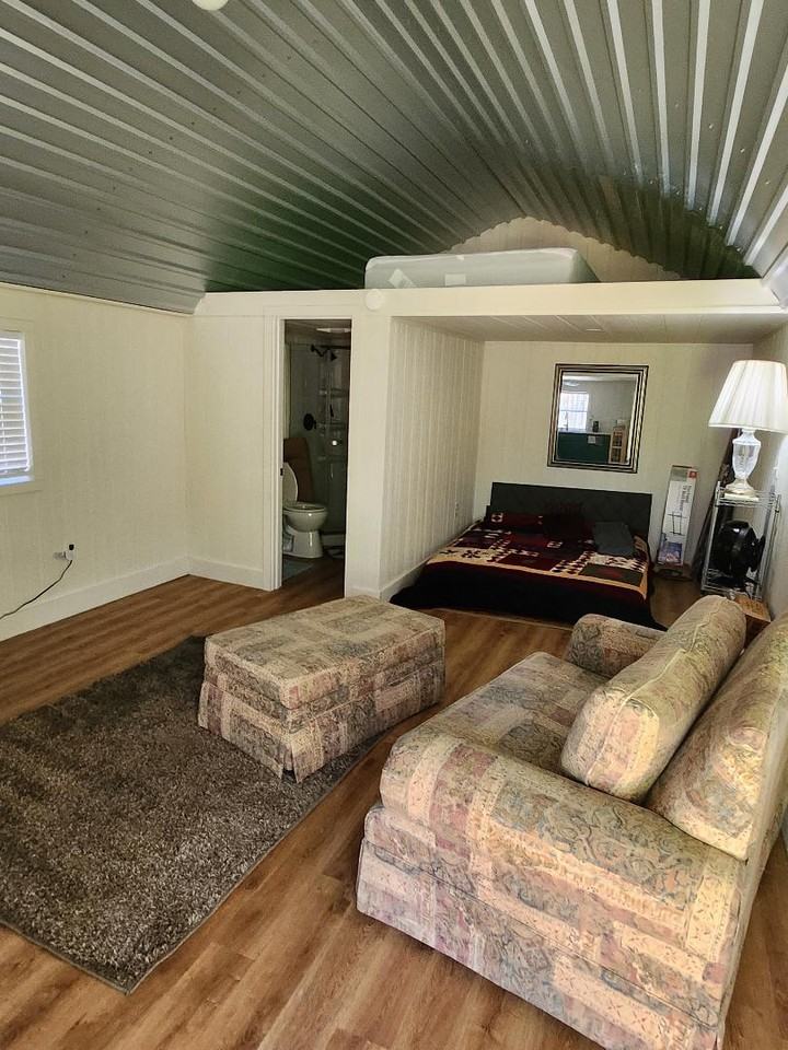 296 Ramblewood - Photo 3 of 23