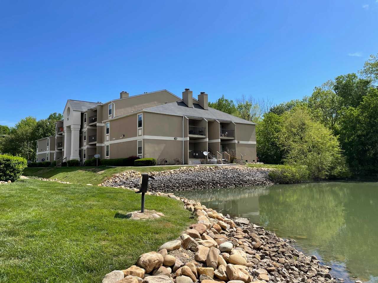 Fox Lake Apartment Homes - Photo 5 of 16