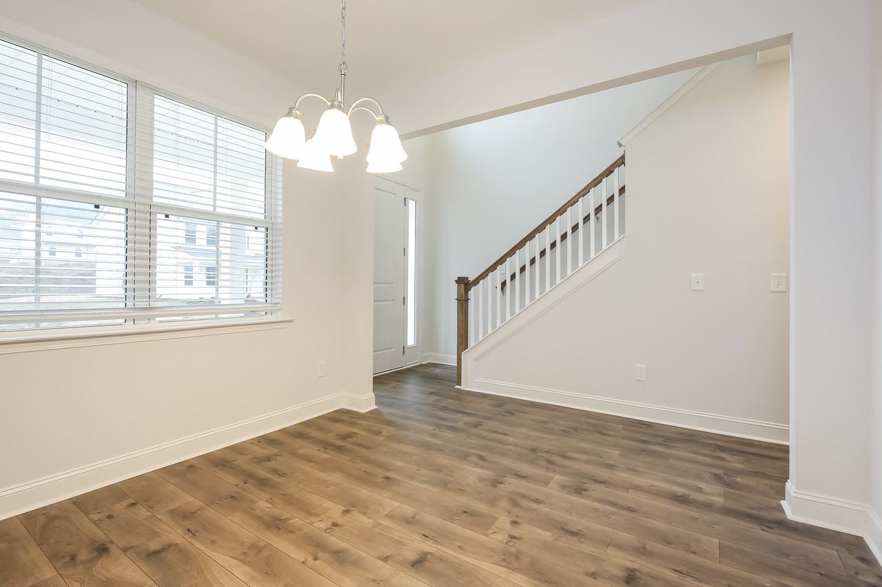 204 Bosa Ln - Photo 5 of 18