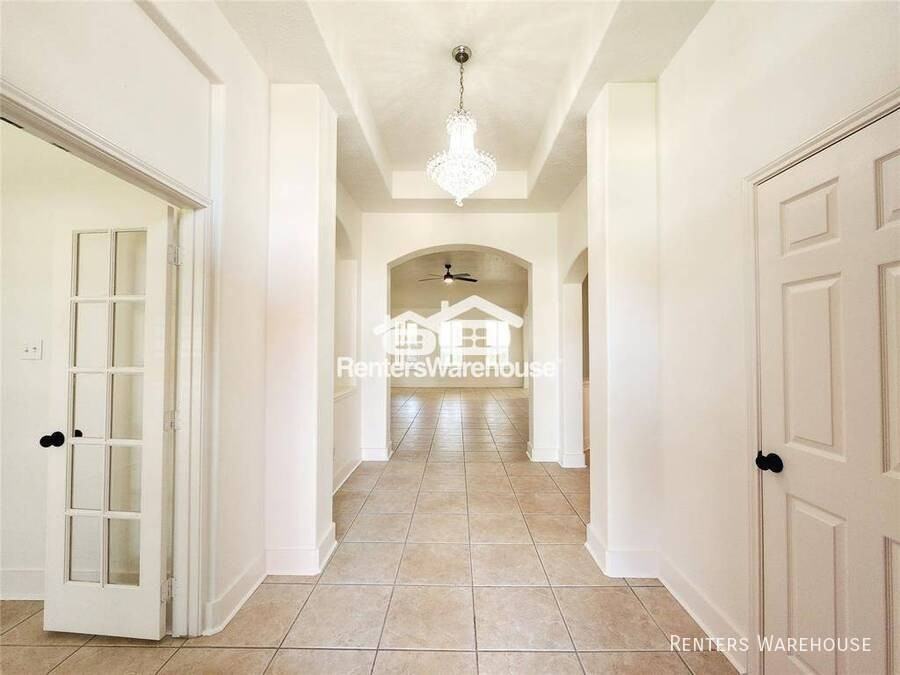 14935 Stonelick Bridge Ln - Photo 2 of 21