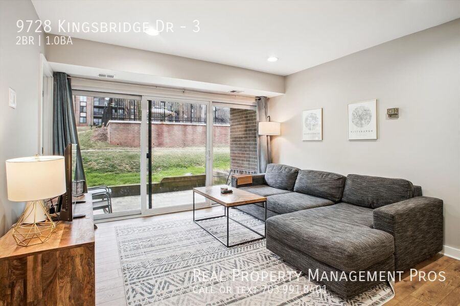 9728 Kingsbridge Dr #3 - Photo 2 of 27