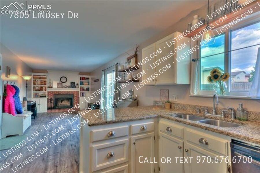 7805 Lindsey Dr - Photo 7 of 21