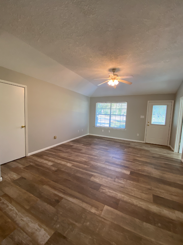 12373 Royal Green Dr - Photo 2 of 12