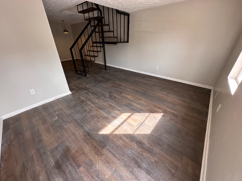 Jolly Ave Apartments 1 #3 - Photo 4 of 14