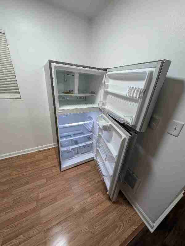 9301 34th Ave S - Photo 3 of 20