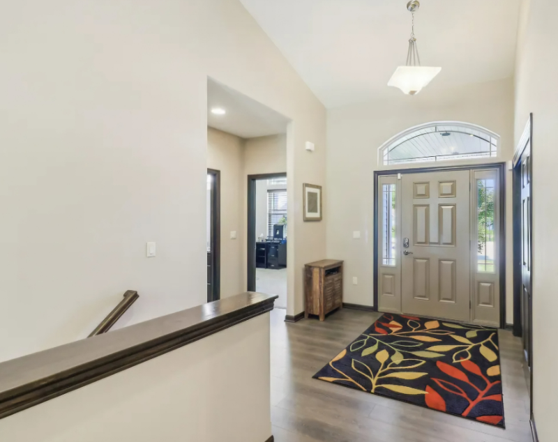 926 Basswood Ct - Photo 2 of 18