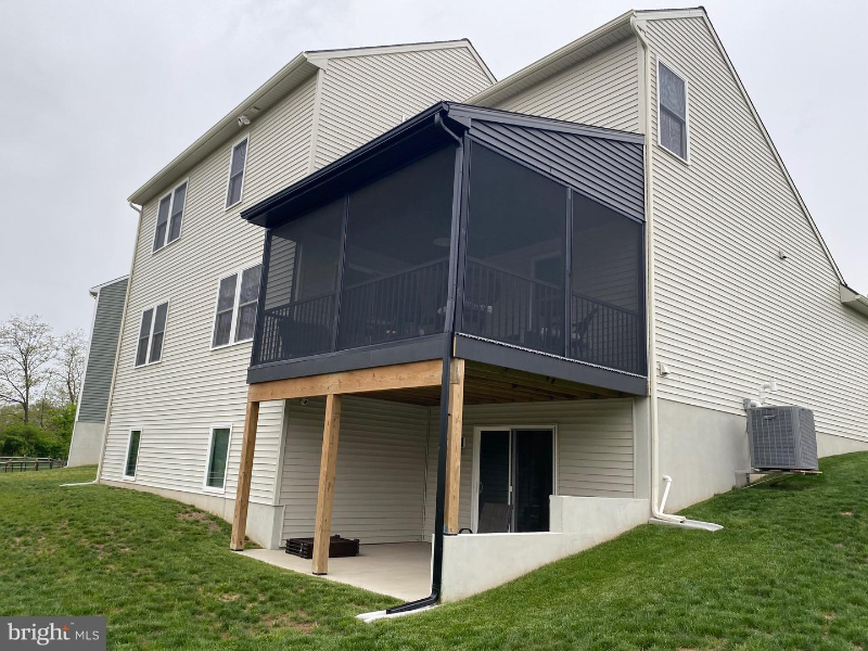 87 Lake View Rd - Photo 2 of 24