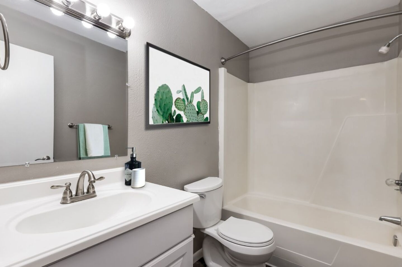 7451 Lunitas Ln - Photo 4 of 11