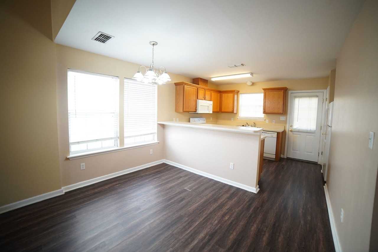 1949 Nena Hills Dr - Photo 4 of 26