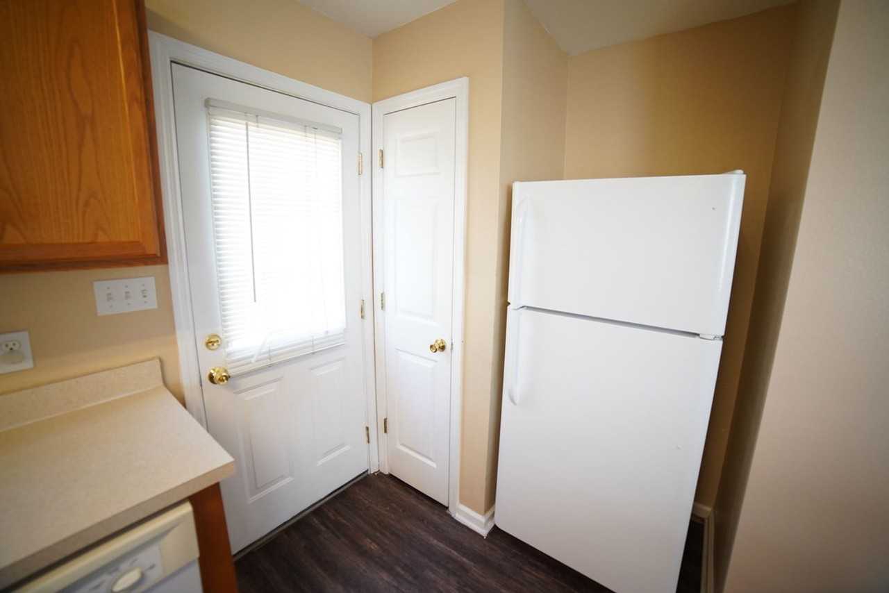 1949 Nena Hills Dr - Photo 7 of 26