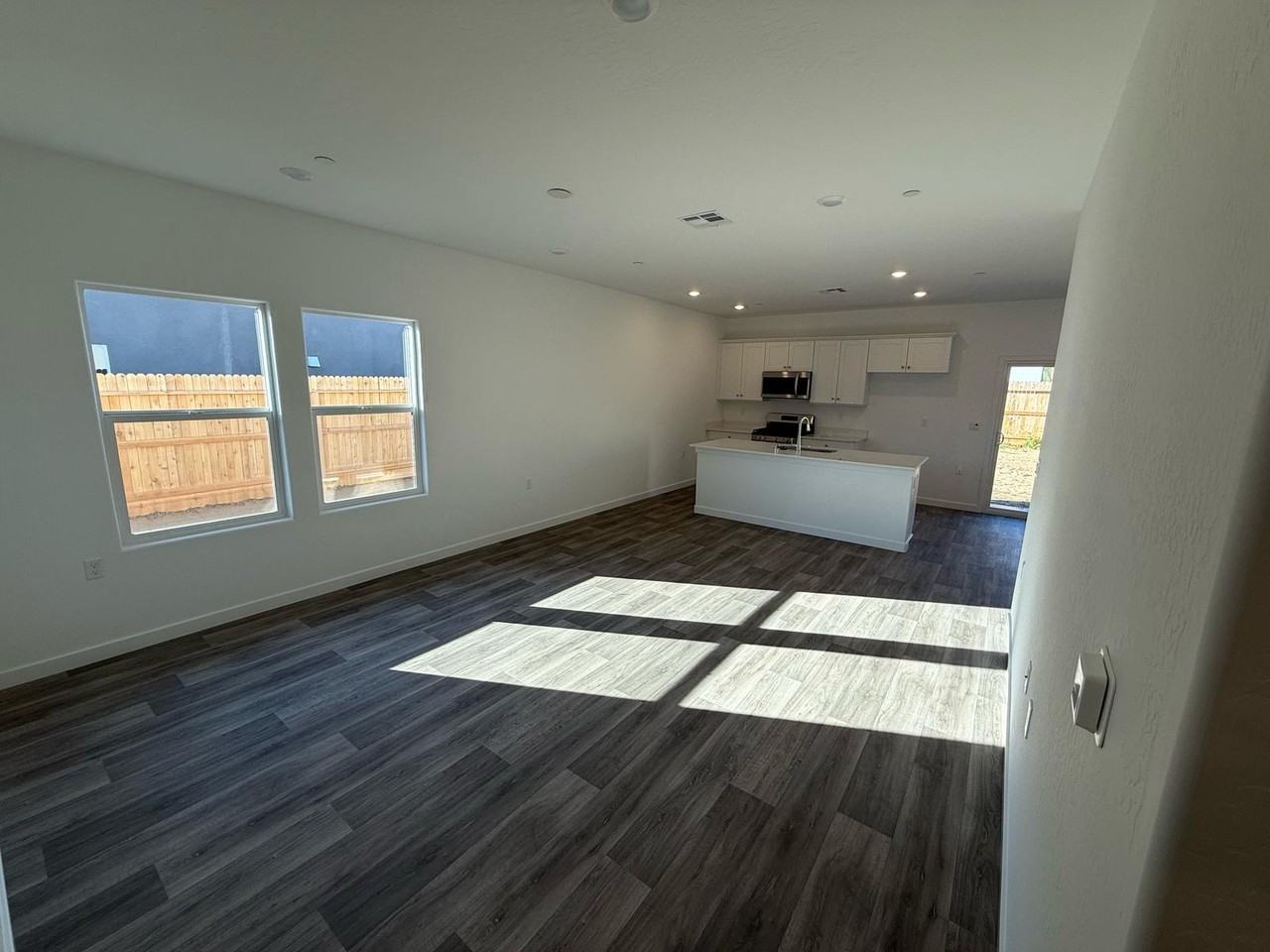 6102 E Giavanna Ave #NA - Photo 7 of 50