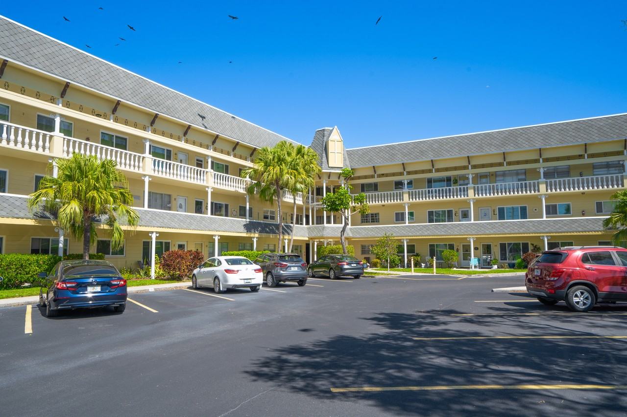 2458 Florentine Way #38 - Photo 3 of 50