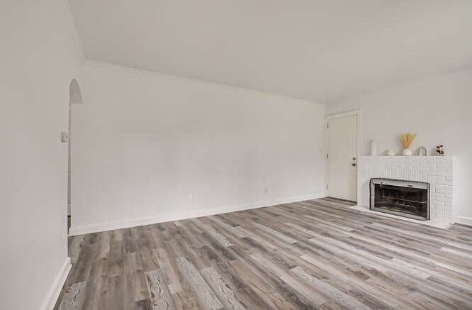 9 Roger Ave #NA - Photo 3 of 26